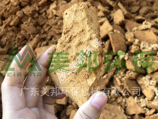 選擇美邦污泥脫水設(shè)備，解決污泥深度脫水難題！