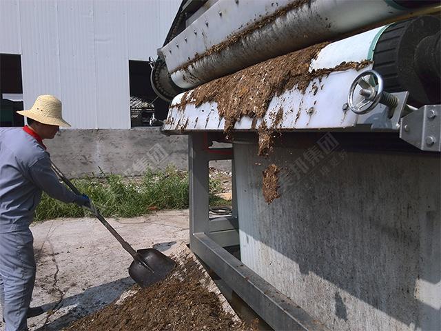 帶式壓榨機處理中藥渣脫水的優(yōu)勢
