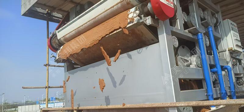 綠色施工新利器：帶式壓濾機助力打樁泥漿高效處理