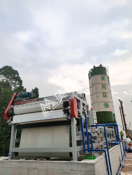 美邦帶式壓濾機處理打樁泥漿