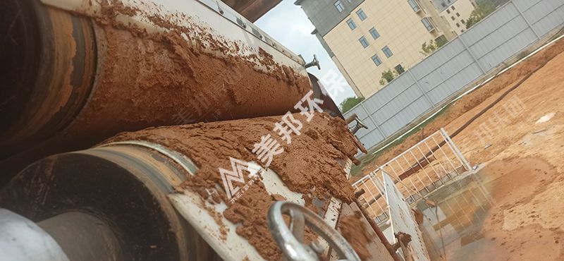 美邦帶式壓濾機處理打樁泥漿