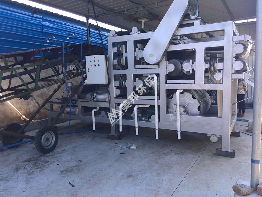 美邦帶式壓榨脫水機(jī) 美邦帶式壓榨脫水機(jī)